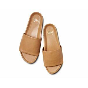 Beek Pelican Leather Platform Sandal in Honey, size 6